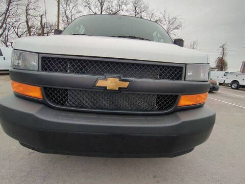 2025 Chevrolet Express 2500