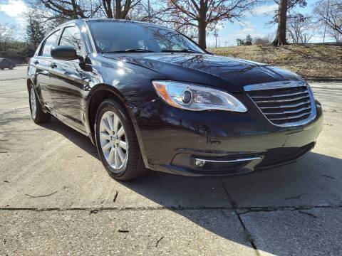 2012 Chrysler 200 for sale at Crispin Auto Sales in Urbana IL