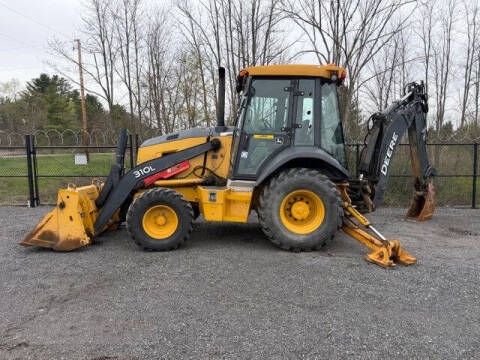 2017 John Deere 310L