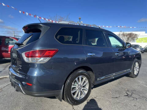 2015 Nissan Pathfinder SL