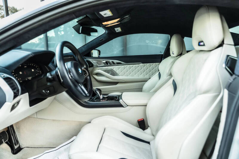 2020 BMW M8