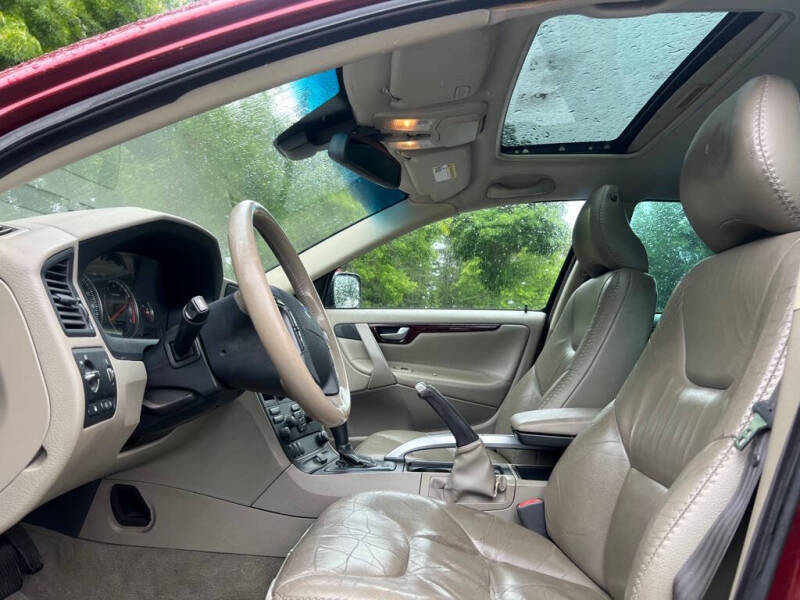2004 Volvo XC70