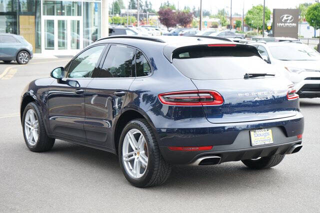 2017 Porsche Macan