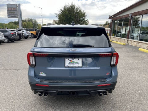 2025 Ford Explorer ST