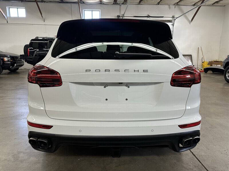 2015 Porsche Cayenne Turbo