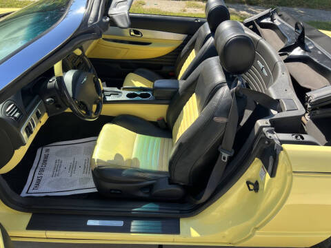 2002 Ford Thunderbird Deluxe