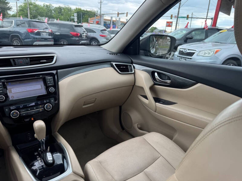 2015 Nissan Rogue SL