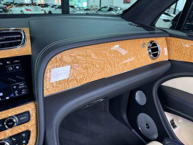 2023 Bentley Bentayga S V8