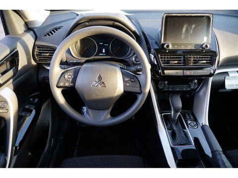 2025 Mitsubishi Eclipse Cross LE