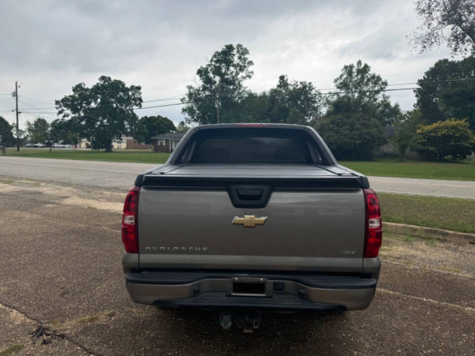 2007 Chevrolet Avalanche for sale at Coffee Auto Repair LLC in New Brockton, AL