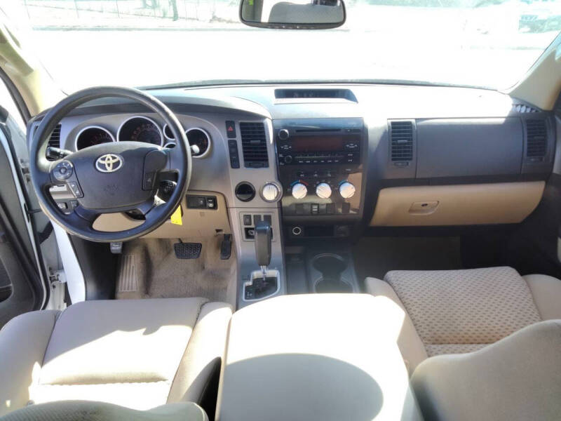 2011 Toyota Tundra Grade