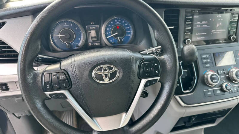 2018 Toyota Sienna