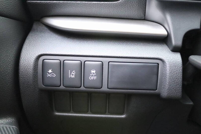 2025 Mitsubishi Eclipse Cross ES