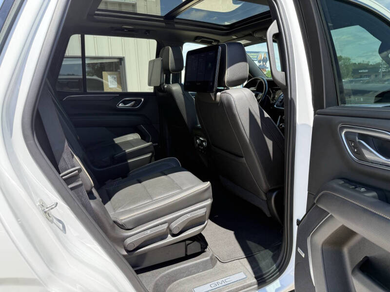 2021 GMC Yukon SLT