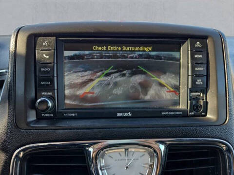 2015 Chrysler Town and Country Touring