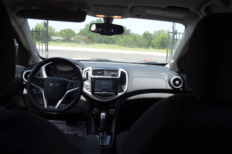 2018 Chevrolet Sonic LT Auto