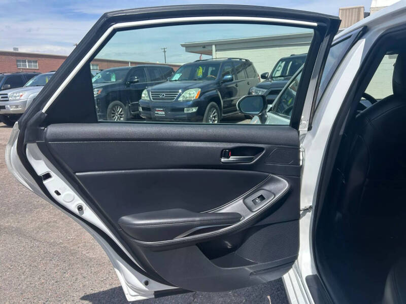 2021 Toyota Avalon XLE