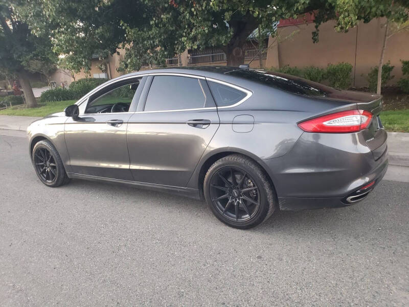 2013 Ford Fusion SE