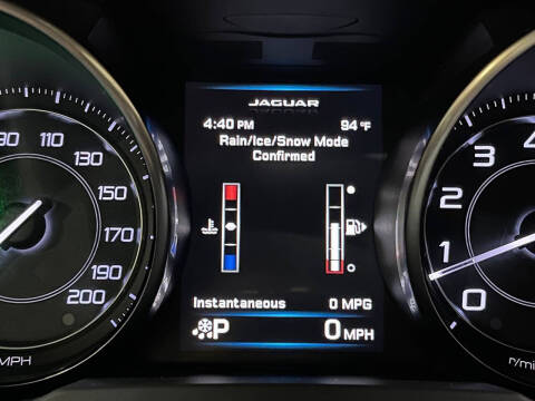 2015 Jaguar F-TYPE R