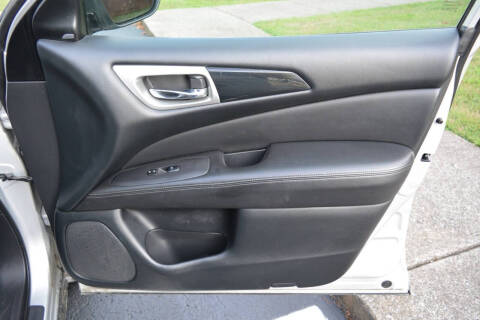 2019 Nissan Pathfinder S