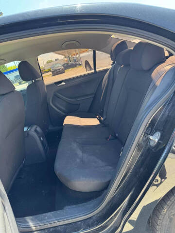 2016 Volkswagen Jetta