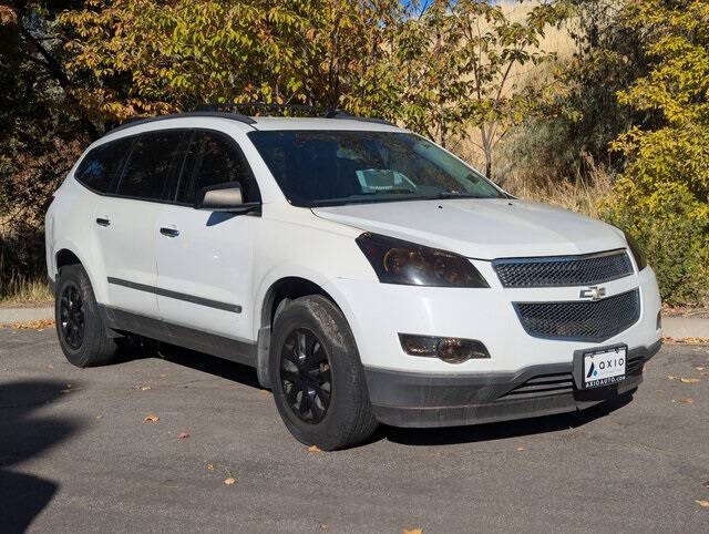 2009 Chevrolet Traverse for sale at Axio Auto Boise in Boise, ID