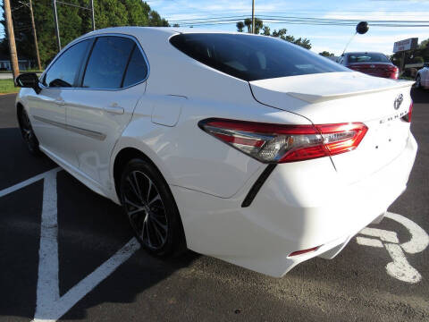 2018 Toyota Camry SE