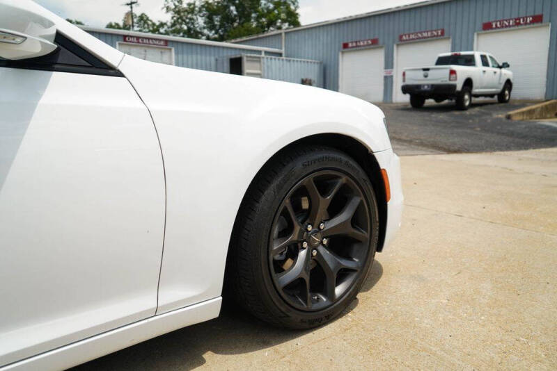 2022 Chrysler 300 S V6