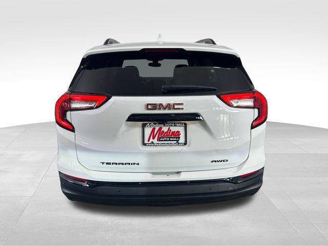 2023 GMC Terrain SLT