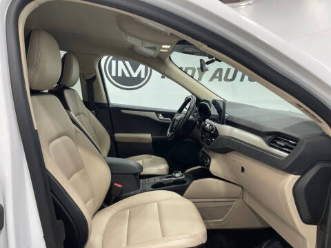 2020 Ford Escape SEL