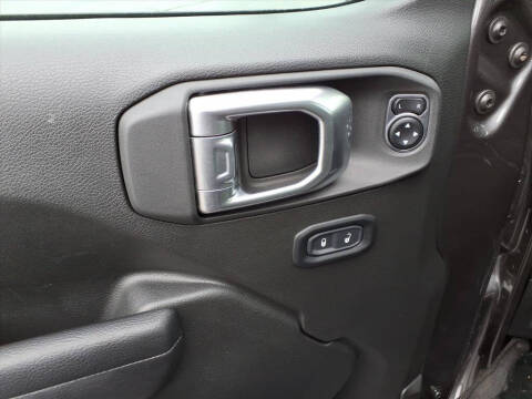 2024 Jeep Gladiator NightHawk