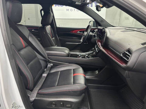 2025 Chevrolet Traverse RS