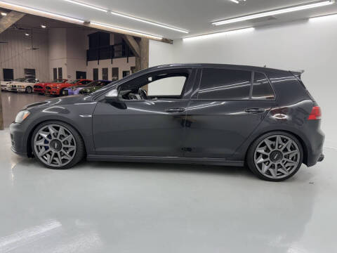 2016 Volkswagen Golf R 4Motion