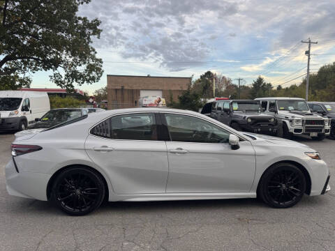 2024 Toyota Camry Hybrid XSE