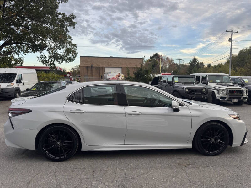 2024 Toyota Camry Hybrid XSE