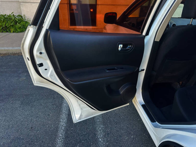 2014 Nissan Rogue Select S
