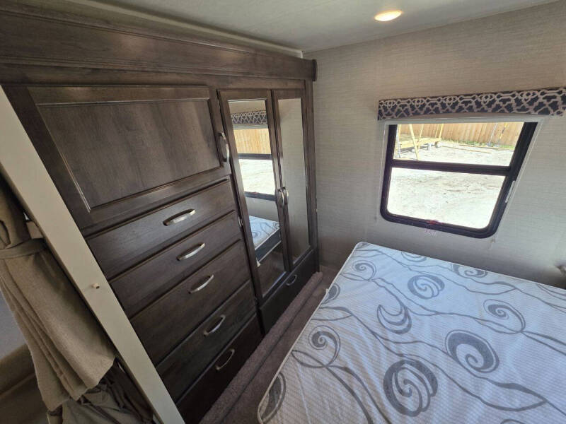2018 Jayco Redhawk