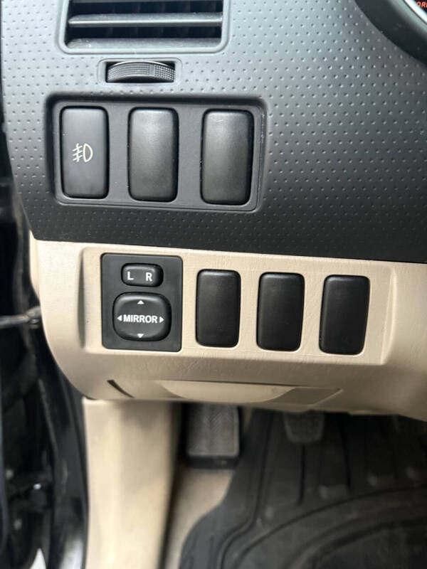 2006 Toyota Tacoma PreRunner V6