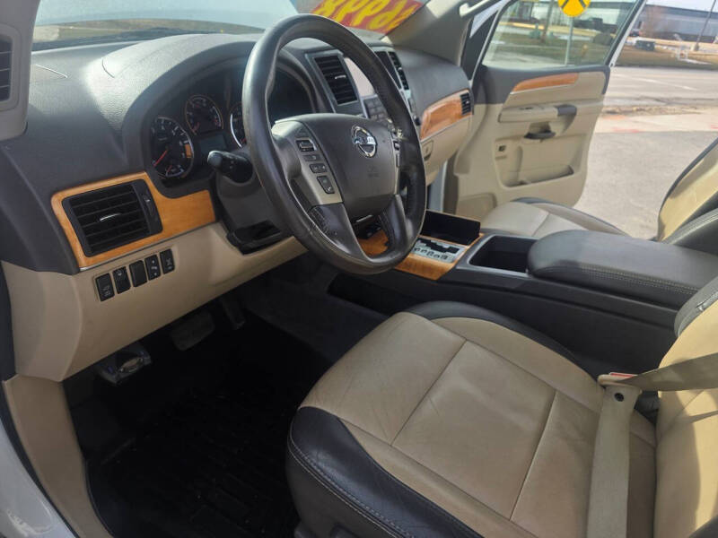 2014 Nissan Armada Platinum