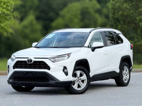 2020 Toyota RAV4 XLE