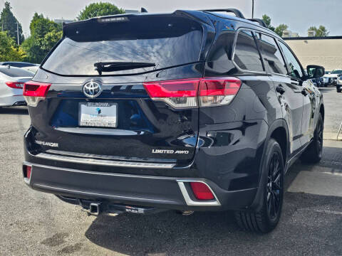 2017 Toyota Highlander Limited