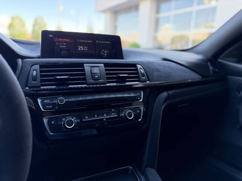 2019 BMW M4 CS