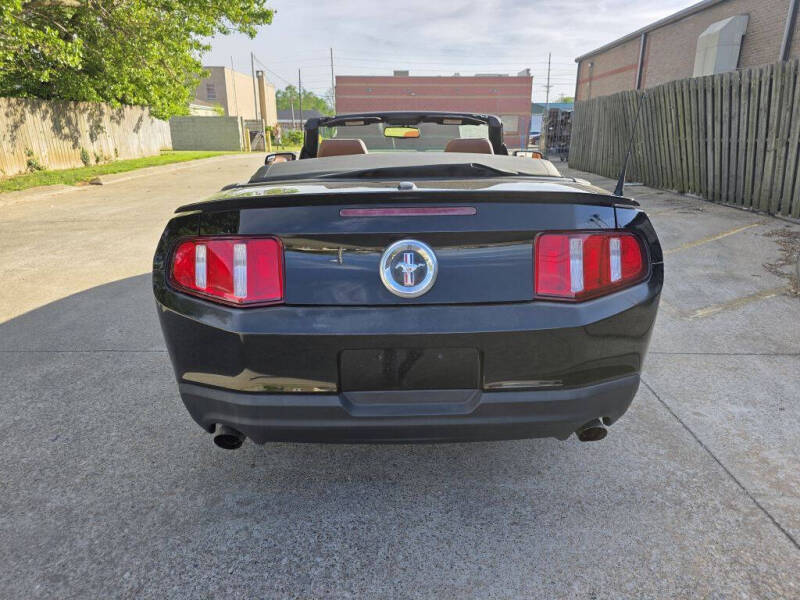 2011 Ford Mustang