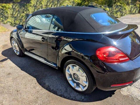 2013 Volkswagen Beetle Convertible 2.5L PZEV