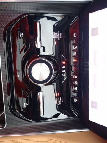 2023 Jeep Grand Wagoneer L Series III