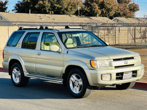 2001 Infiniti QX4