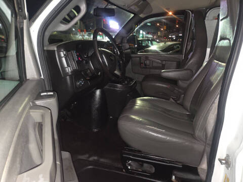 2019 Chevrolet Express 2500