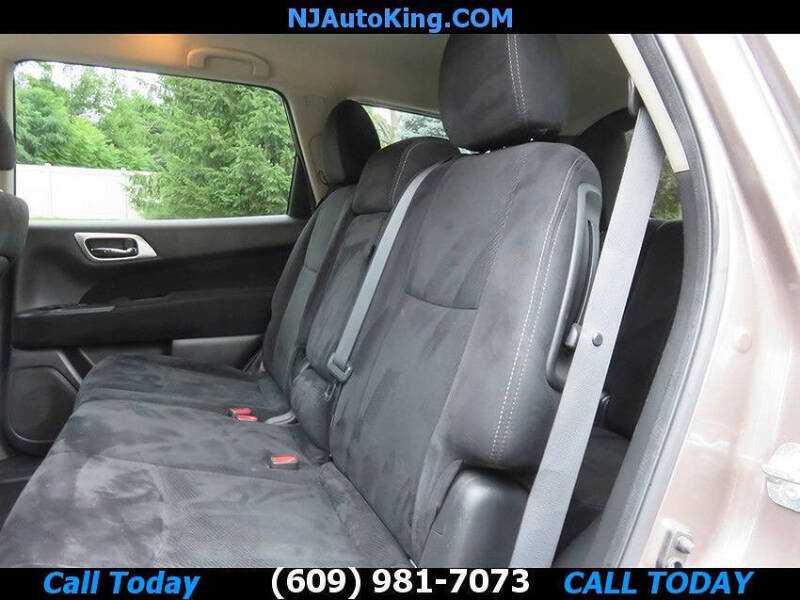2014 Nissan Pathfinder SV