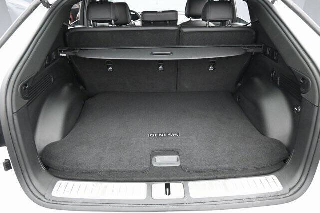 2025 Genesis GV60 Standard