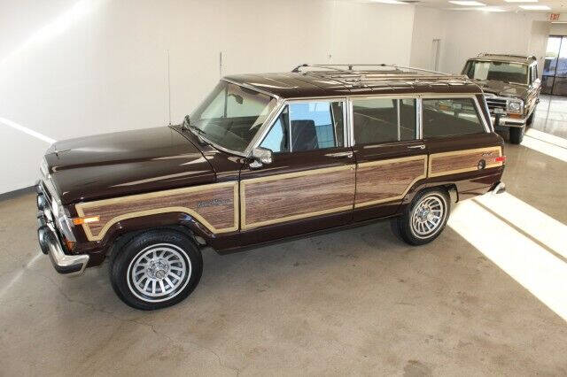 1989 Jeep Grand Wagoneer